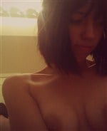 Carly Rae Jepsen Topless Cell Phone Pics Leaked