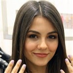 Victoria Justice Acts As A Naked Waitress The Best Porn Website