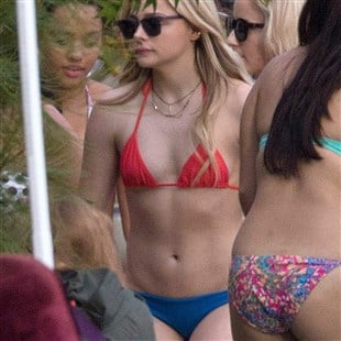 Chloe Grace Moretz In A Bikini On The Set Of Neighbors