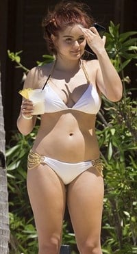 Ariel Winter Cameltoe