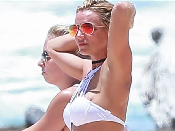 Britney Spears nipple slip