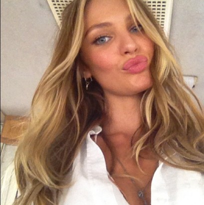 Candice Swanepoel Nude Cell Phone Photos Leaked