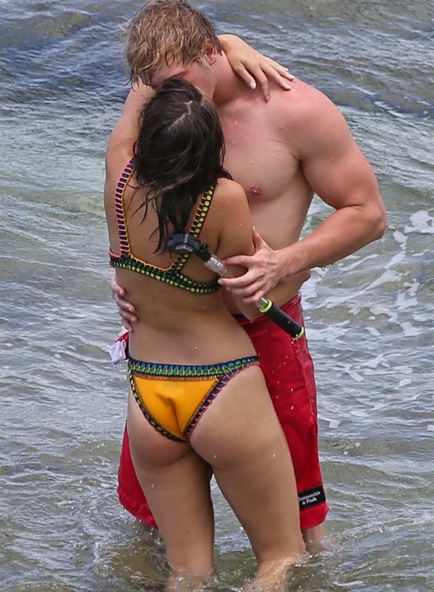 Chloe Bennet Hard Nips And Ass In A Bikini