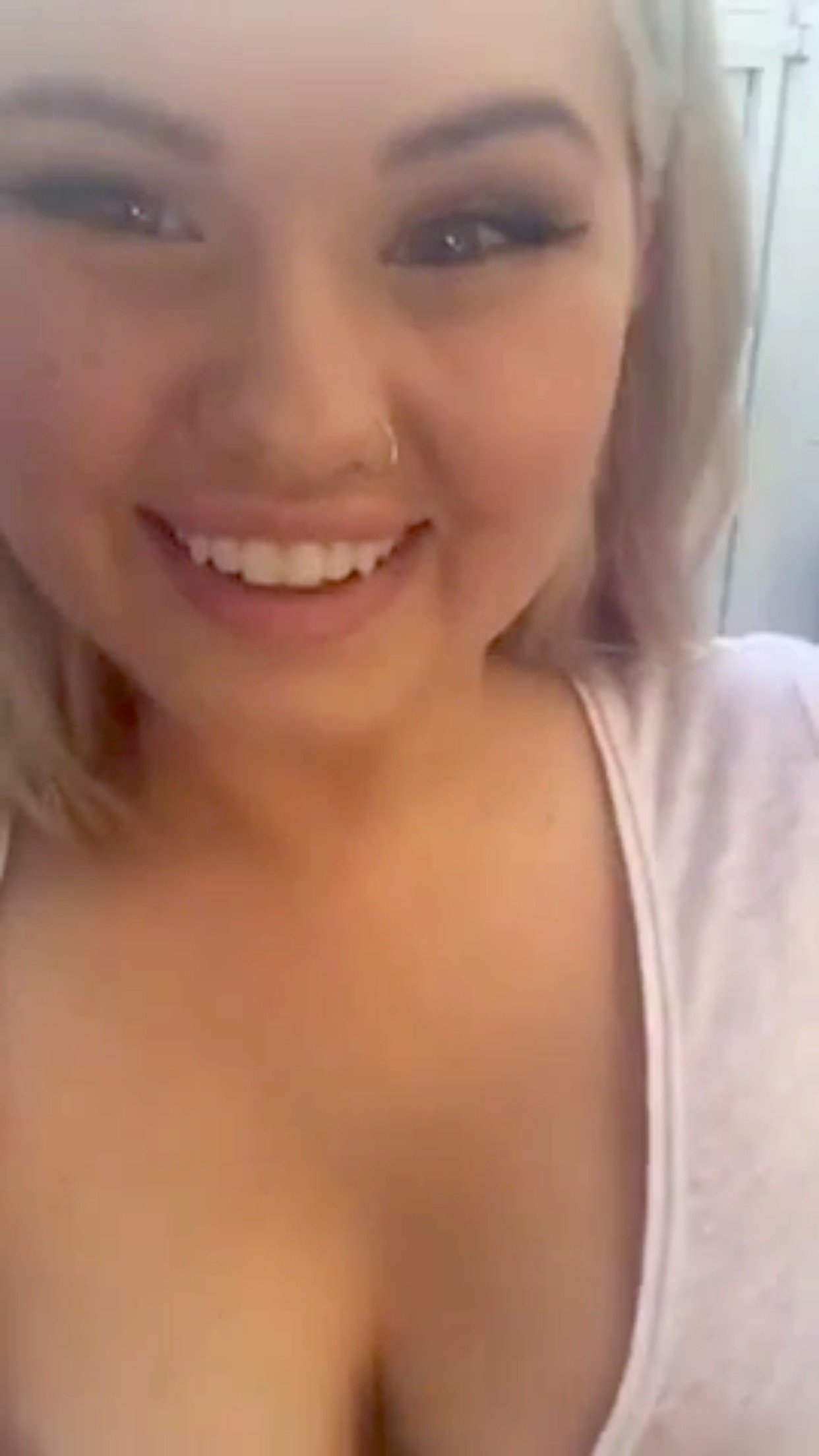 Debby Ryan Shows Off Her Fat Titties On Periscope