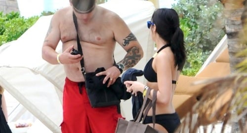Demi Lovato Lesbian Bikini Vacation