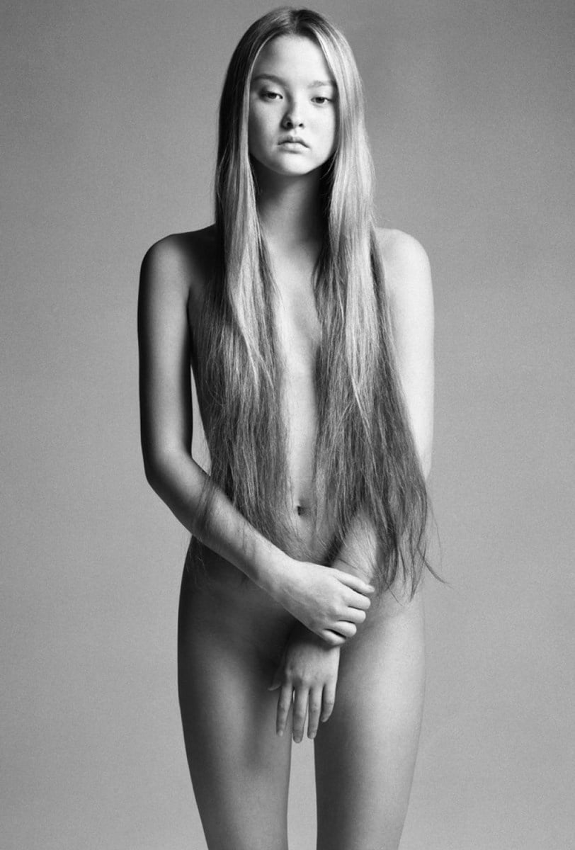 Devon Aoki Nude Photos Collection.