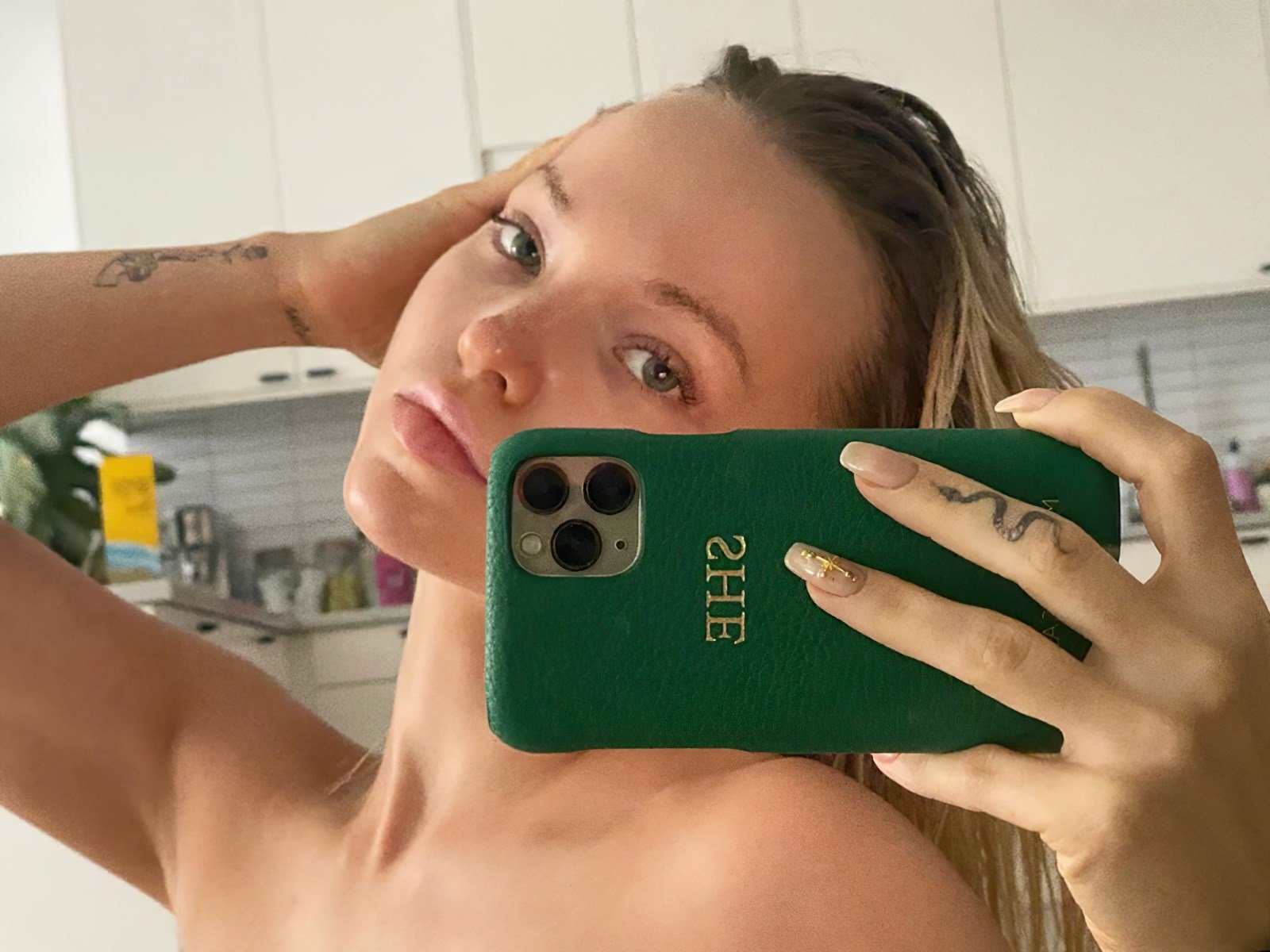 Dove Cameron Getting Close To Getting Naked