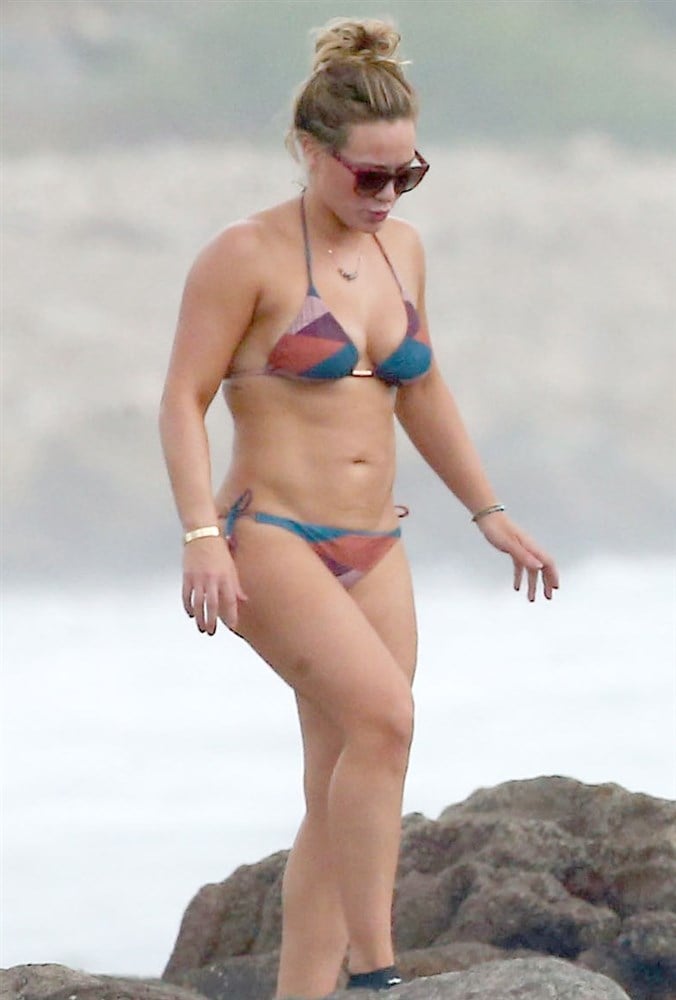 Hilary Duff’s Fit Ass In A Bikini