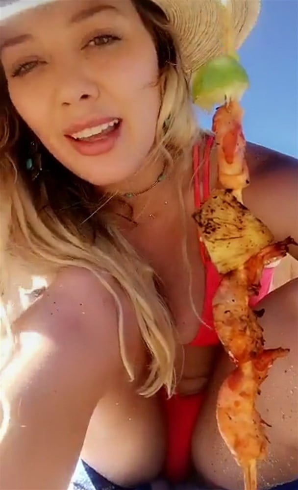 Hilary Duff Thick Ass Bikini Beach Pics