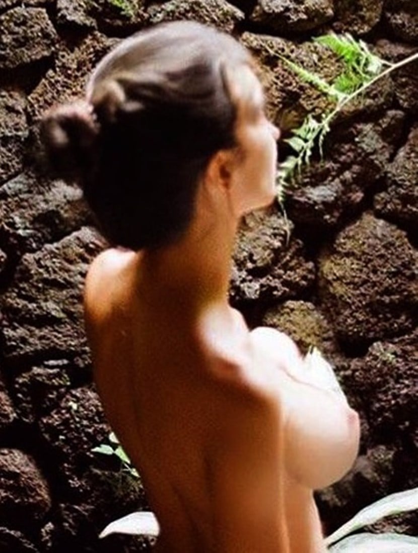 Helene topless ines 