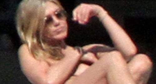 Jennifer Aniston Topless Bikini Pics