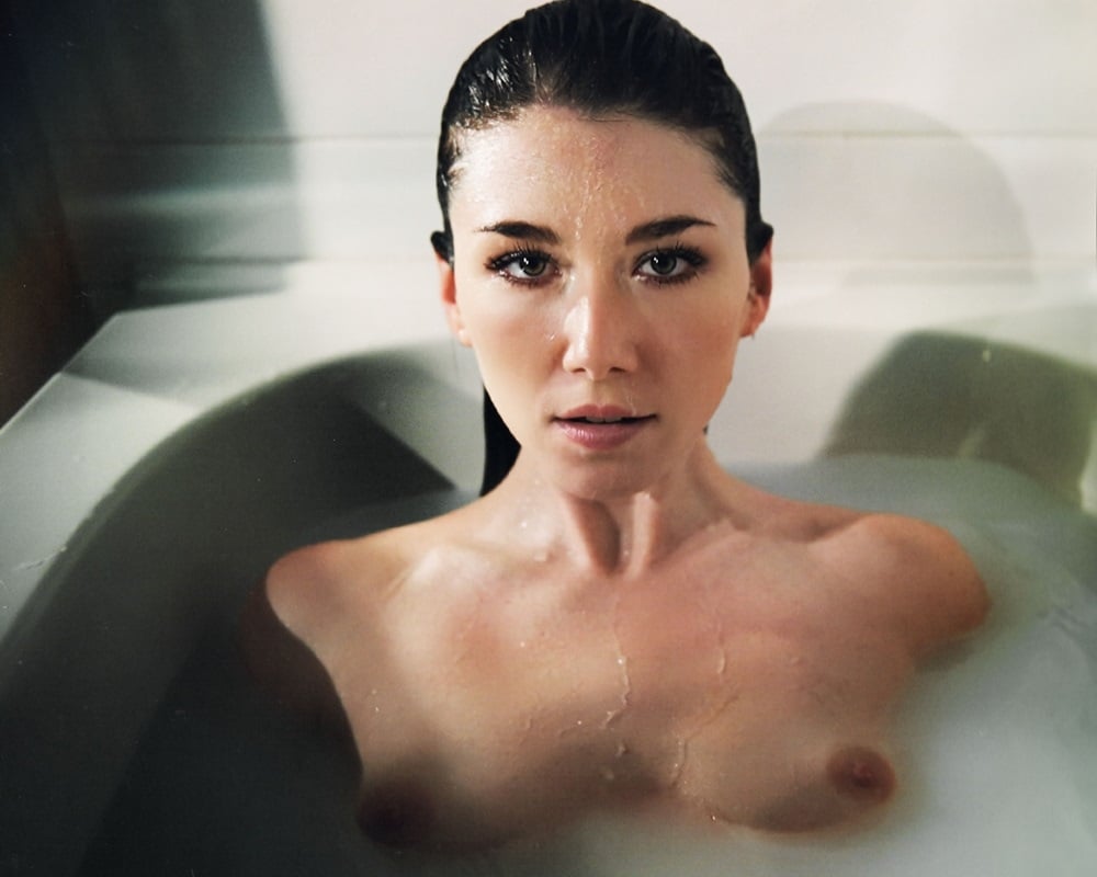 Jewel Staite Nude Topless Outtake Leaked