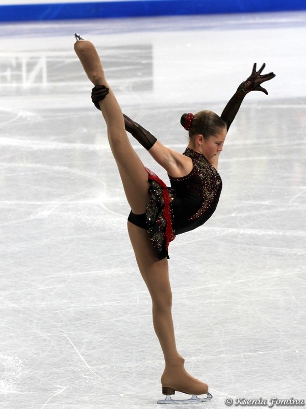Russian Figure Skater Julia Lipnitskaia’s Hottest Pics