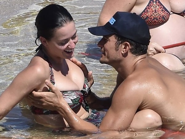 Katy Perry In A Bikini Getting Her Tits Fondled By Orlando Bloom Jihad Celeb