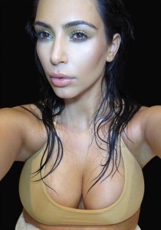 Kim Kardashian selfie