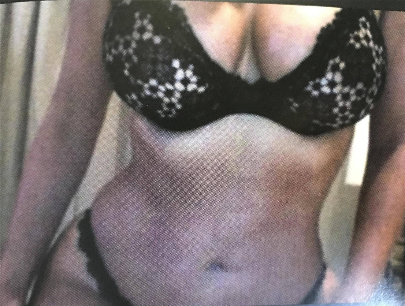 Kim Kardashian Has Even More Nude Selfies Leaked