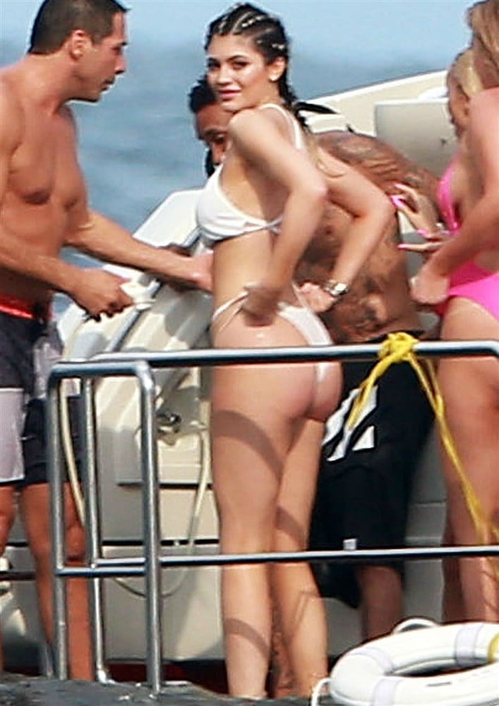 Man The Torpedos, Kendall And Kylie Jenner Are On A Yacht In Thong Bikinis