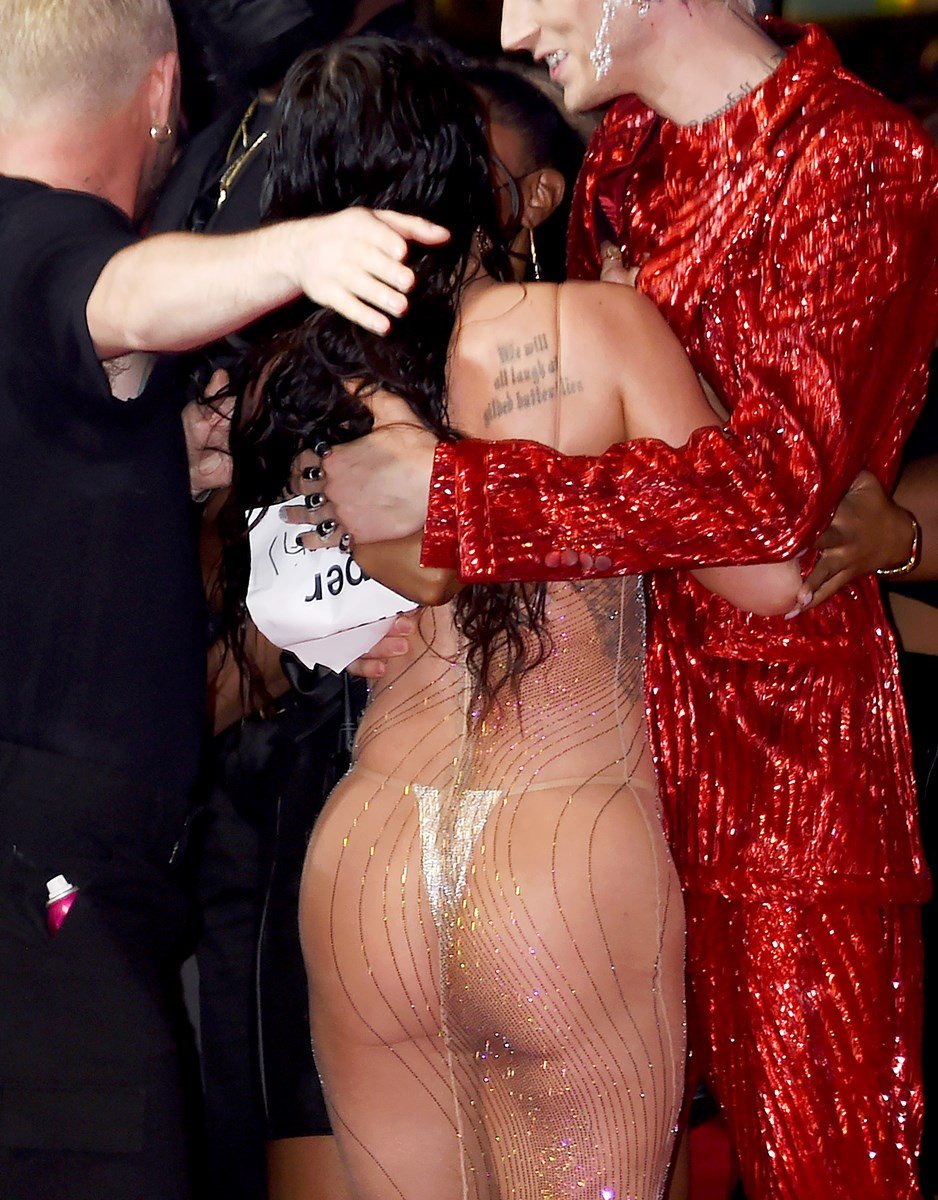 Megan Fox Moist Tits And Ass In A See Thru Dress At The VMAs