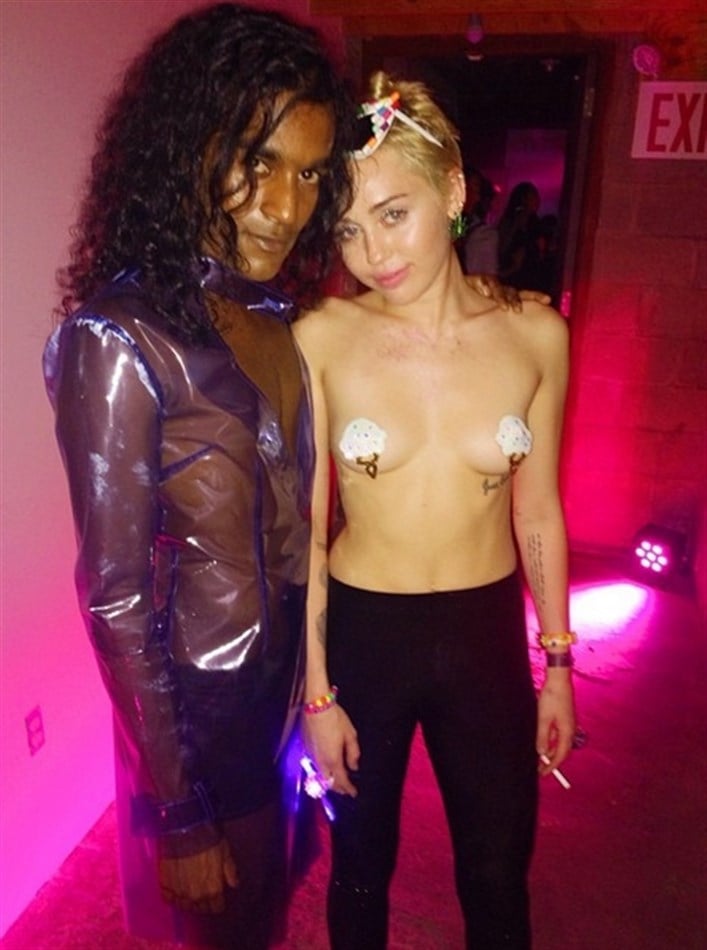 Miley Cyrus Topless With Pasties On At A Rave