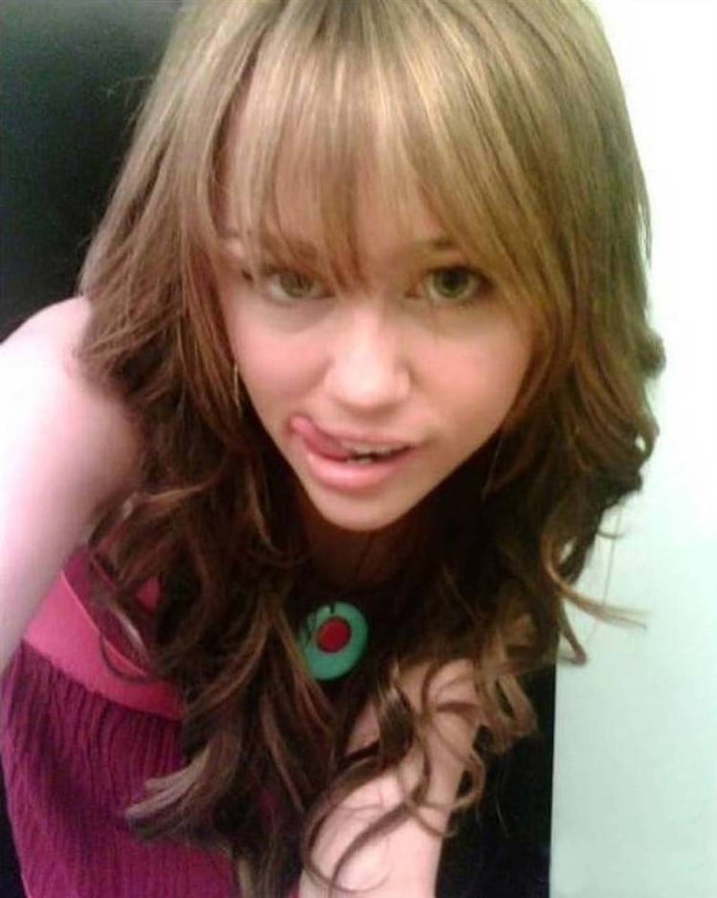 Miley Cyrus First Ever Leaked Photos