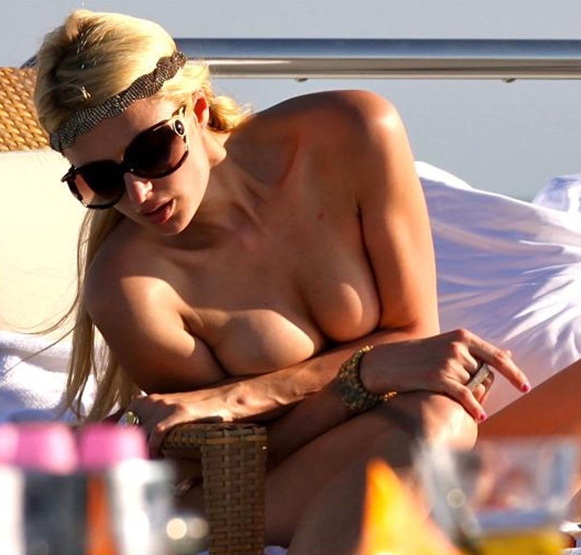 Paris Hilton Topless Nude Sunbathing