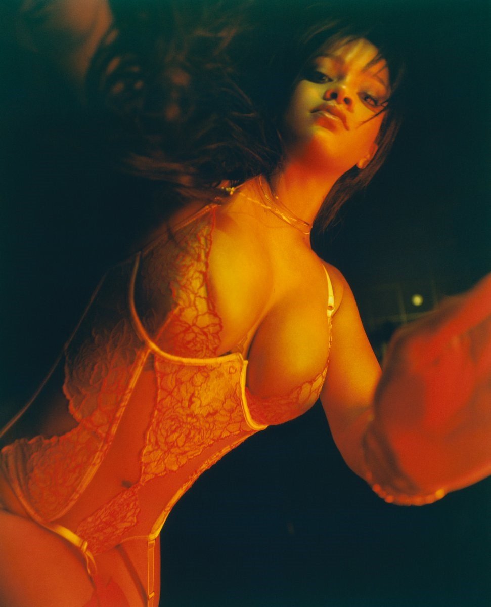 Rihanna Tits And Ass In Lingerie For Valentine’s Day