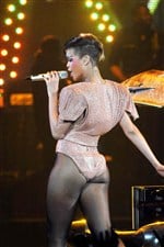 Rihanna booty