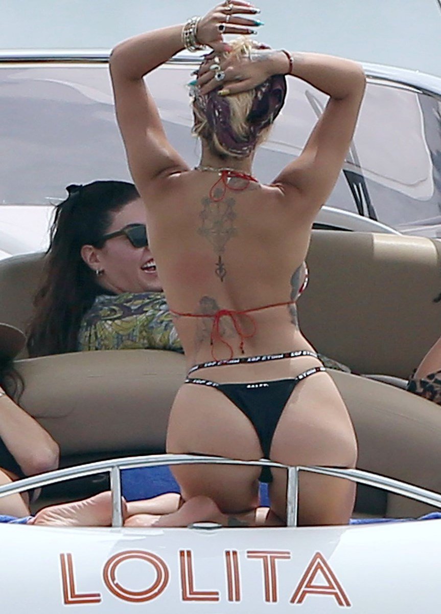 Rita Ora’s Ass In A Thong Bikini On A Sex Offender’s Boat