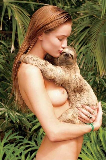 Rosie Huntington-Whiteley Nude Behind-The-Scenes Enhanced In 4K