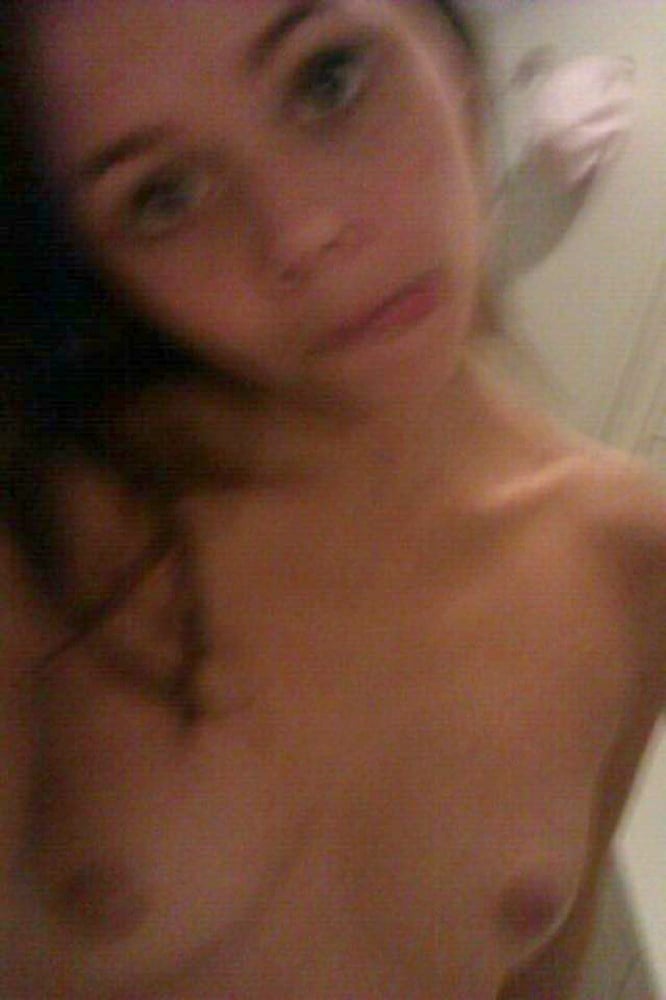 Sarah hyland nude real