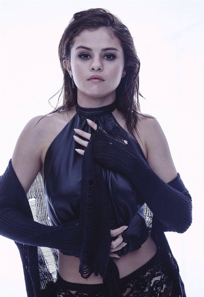 Selena Gomez Unedited Outtake Photos