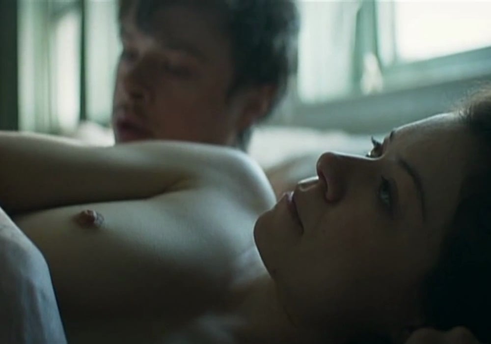 Tatiana Maslany Nude Screencaps From “Two Lovers and a Bear”