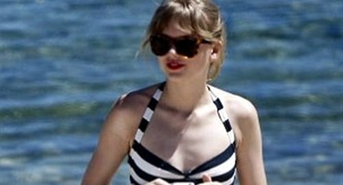 Taylor Swift Embarrasses Herself In A Bikini