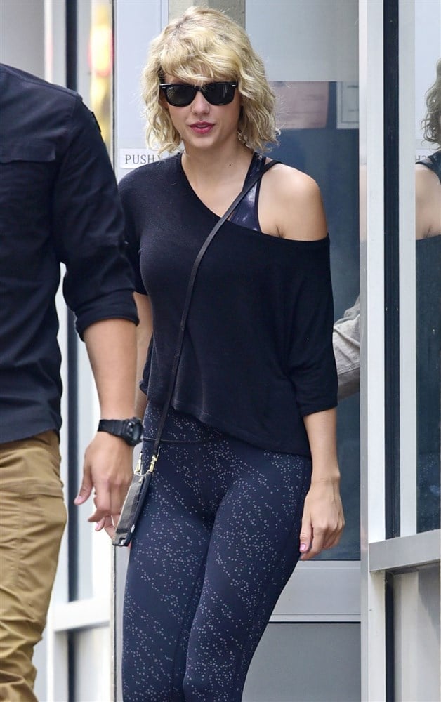 Taylor Swift Out Showing Off Her Puffy Nip And Tight Ass