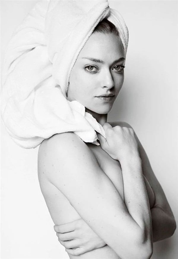 Amanda Seyfried towel