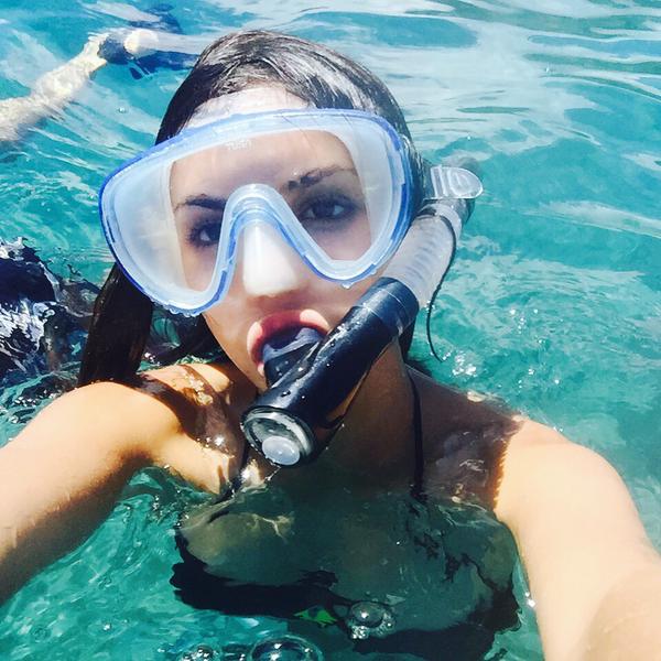 Victoria Justice Bikini Pics And Video From Her Hawaiian Vacation