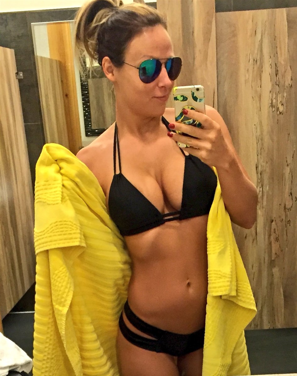 WWE Emma’s Hottest Bikini Selfies