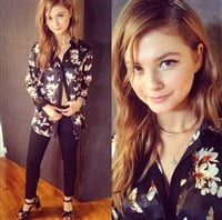 Stefanie Scott