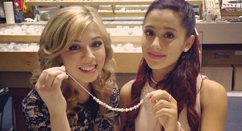 Ariana Grande Jennette McCurdy anal beads