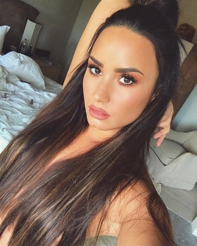 Demi Lovato hair