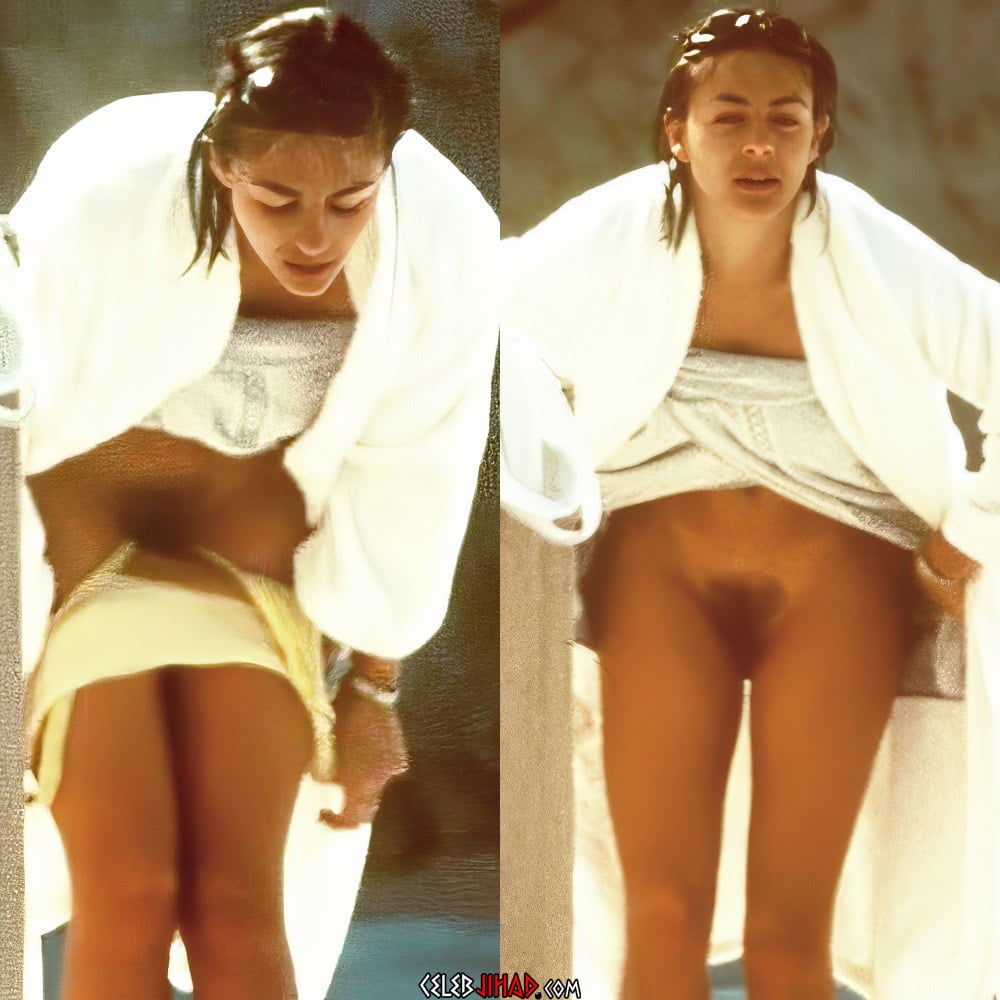 Elizabeth Hurley nude pussy