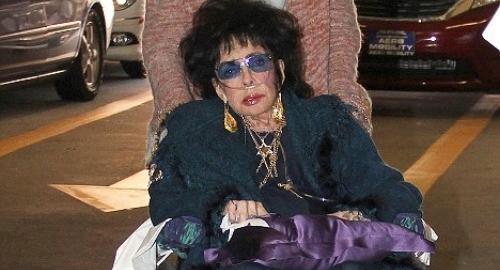 Elizabeth Taylor dead