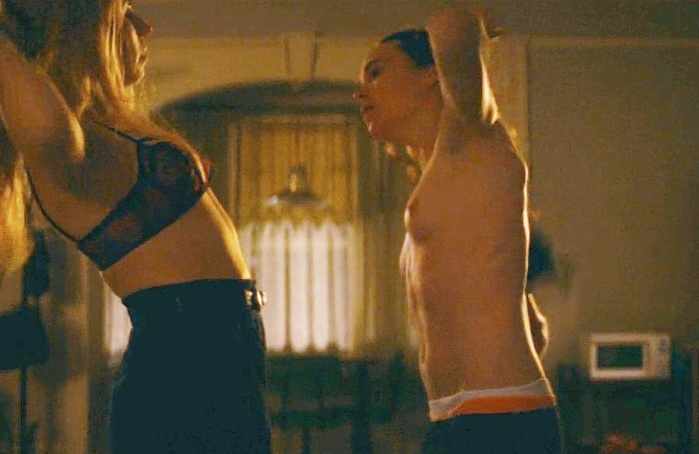 Ellen Page Nude Lesbian Sex Scenes From “Tales of the City”