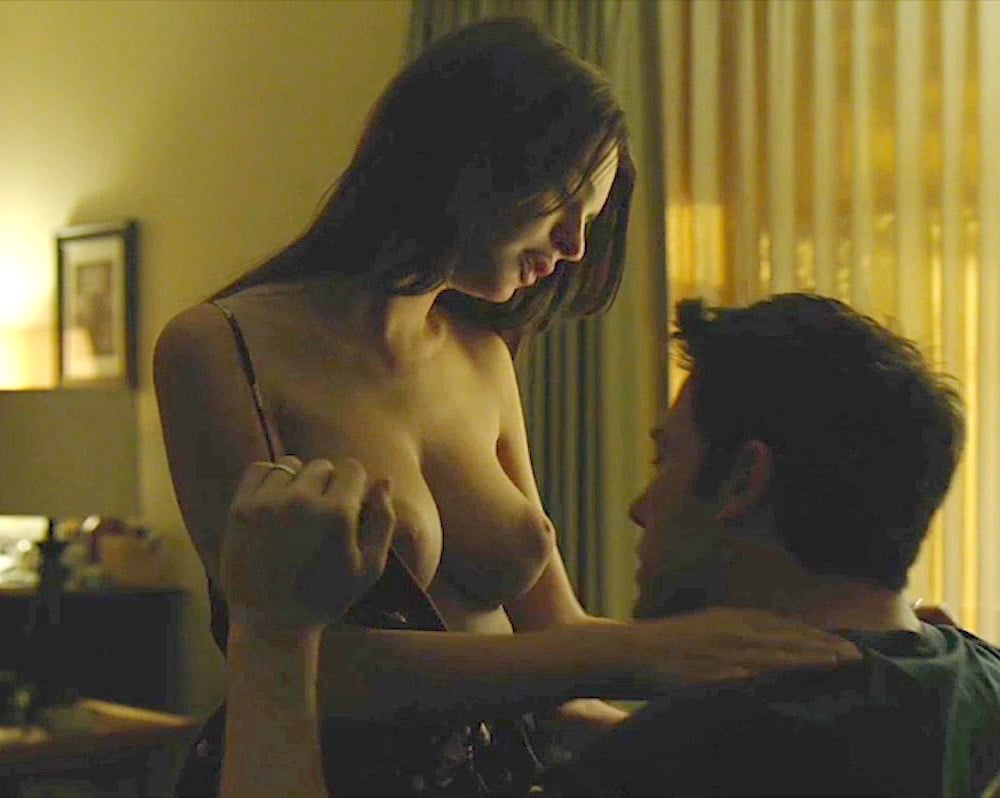 Emily Ratajkowski “Gone Girl” Nude Scene Brightened And Color Corrected