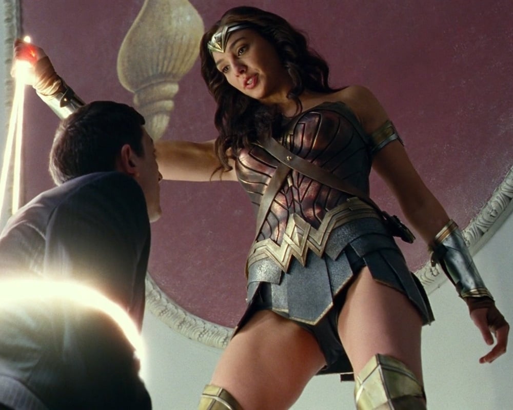 Gal gadot wonder woman upskirt