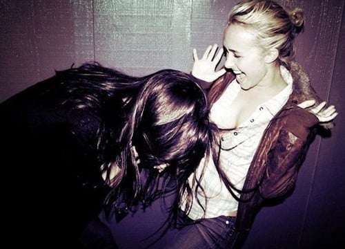 Hayden Panettiere Attacked By A Wild Lesbian