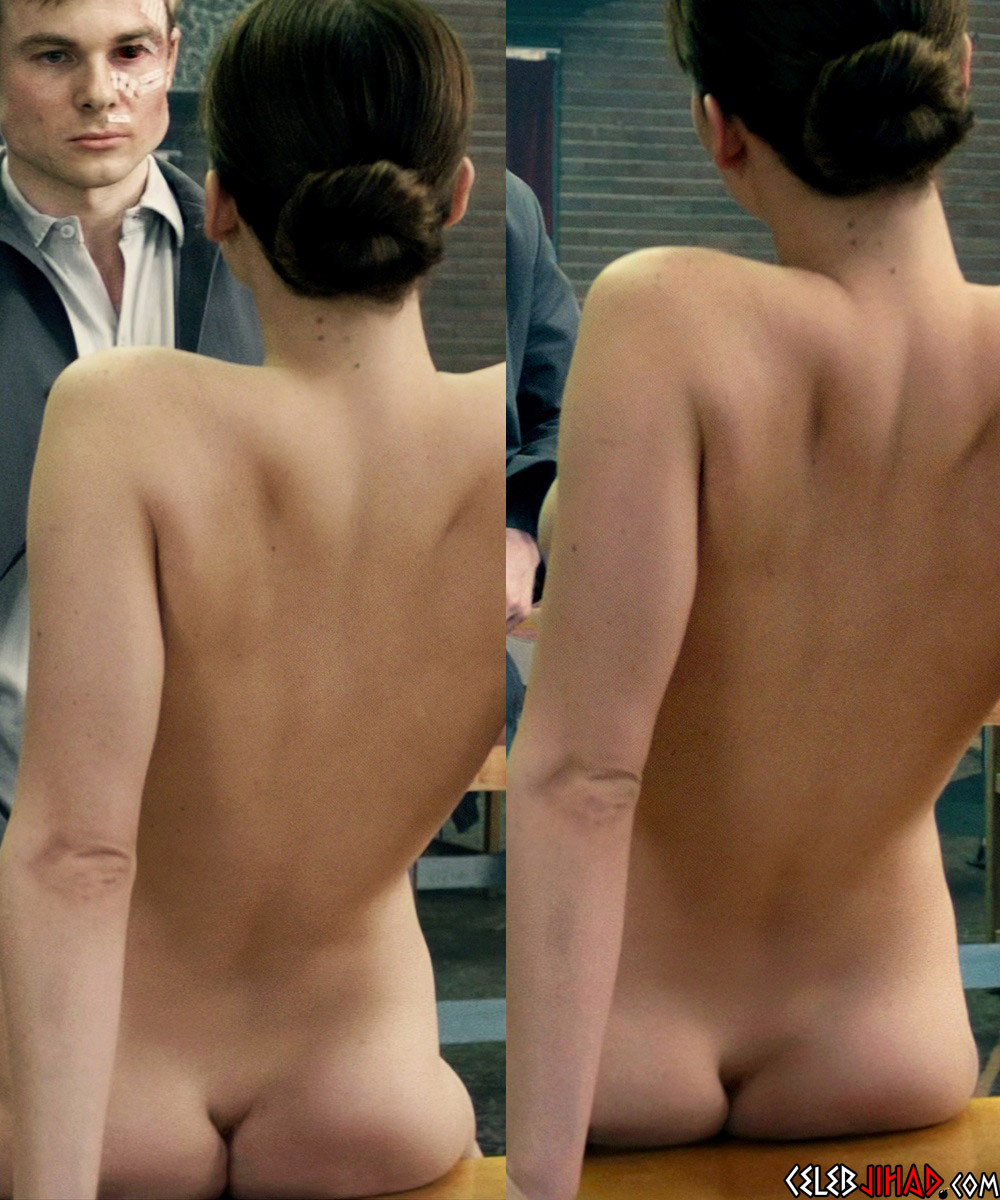 Jennifer lawrence butt naked