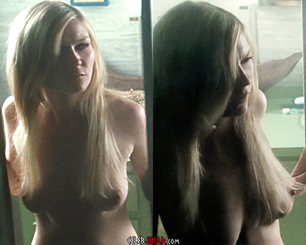 Dunst topless kirsten Kirsten Dunst