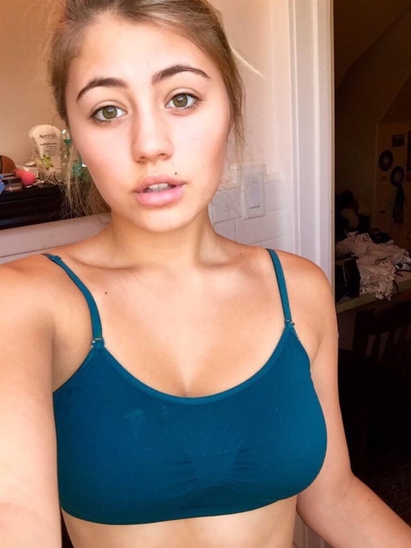 Lia Marie Johnson bra