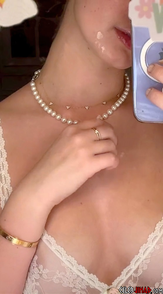 Lilia Buckingham nipple slip